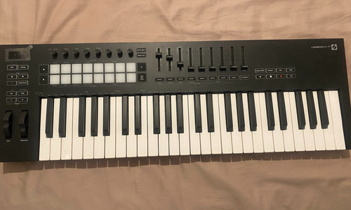 Novation launchkey mk3 midi - 49,
