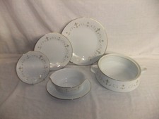 Noritake Courtney Japan white