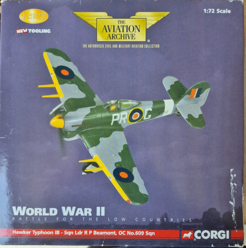 Corgi aa36502 hawker - corgi,