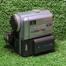 Sony DCR-PC9E Mini DV Camcorder