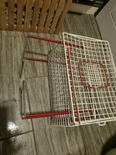 Folding wire cat basket ,  cat carrier for easy and safe transportation.