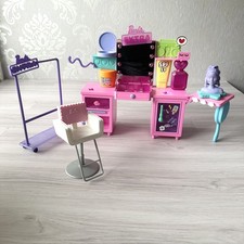 Barbie Extra Vanity Set Light Up Mirror Clothes Rail, & Salon Chair