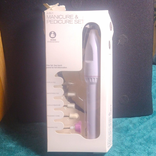 Manicure pedicure set - &,