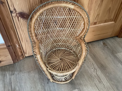 Wicker chair seat for doll - chair,