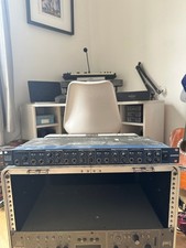 Samson S-PHONE 4 A versatile single rack space four channel headphone amplifier