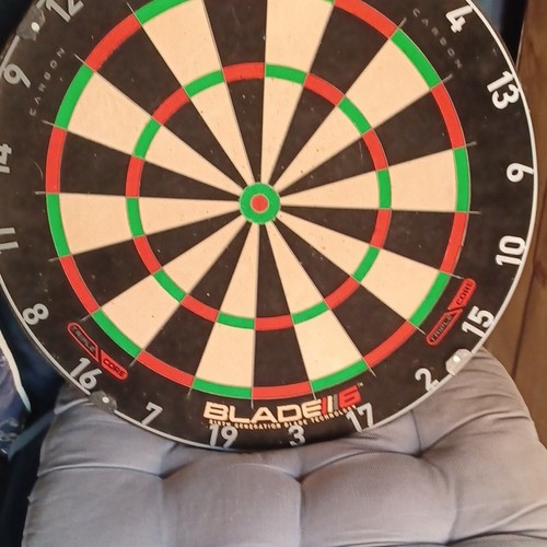 Winmau blade sisal dartboard - winmau,