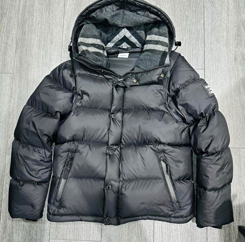 Hollister hooded puffer - hollister,