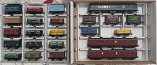 Hornby Coaches R4748, R4749 &