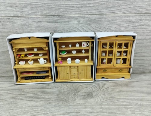 Dolls house scale wooden - 1:12,