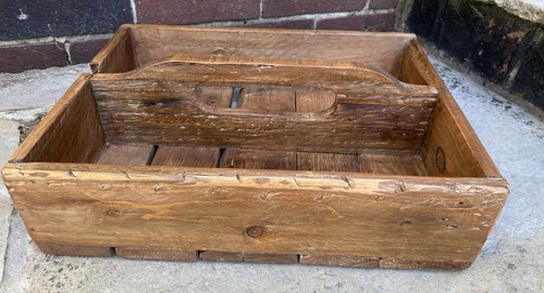 Hand made reclaimed wooden - hand,