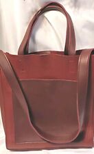 Claudia Canova.. Shoulder