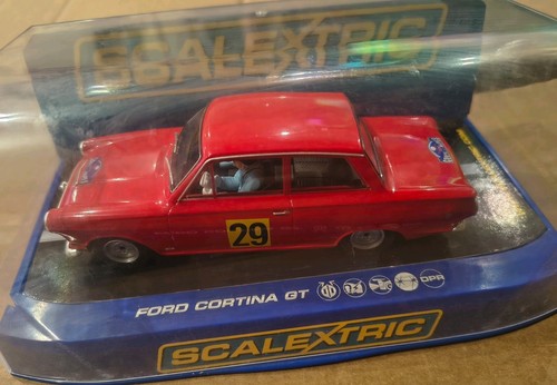 Scalextric c3023 ford cortina - ford,