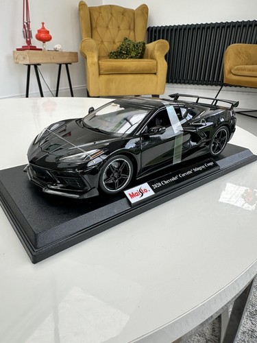 Chevrolet corvette - 1/18,
