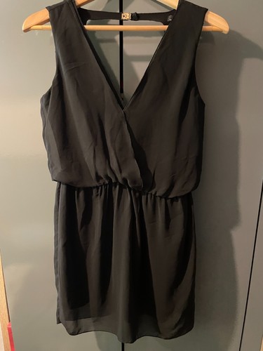 Zara black neck - black, v-neck