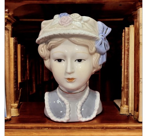Vintage porcelain lady womens - vintage,