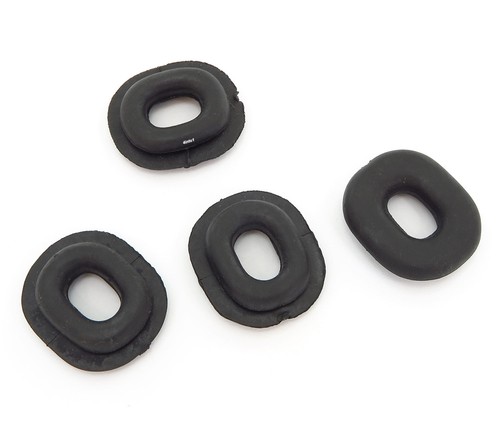 Side cover grommet - set, 4