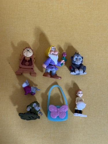 Disney figures bundle - figures,