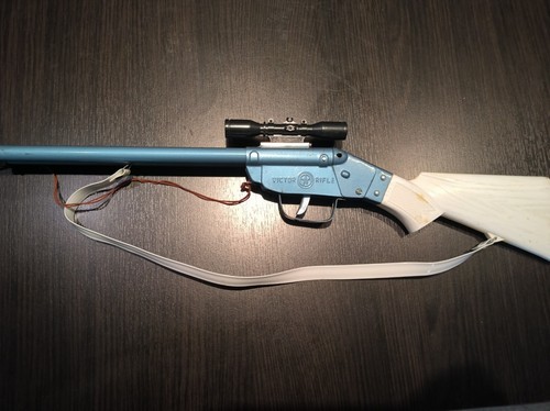 Rare vintage victor rifle - vintage,