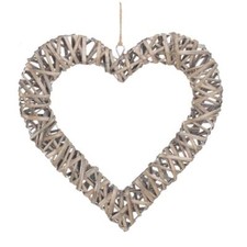 Large Flat Open Wicker Heart