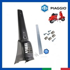 Black plastic steering wheel