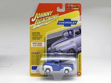 1/64 JohnnyLightning Chevrolet 3100 Pickup Blue/White 1950 Classic Gold