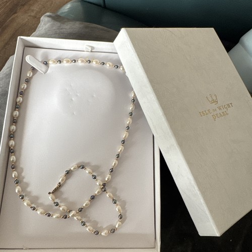 Isle white pearls real - isle,