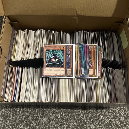 Trading cards bulk - trading,