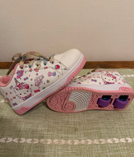 Heelys hello kitty - hello, girls