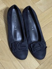 Elegant Gabor Navy Suede Shoes Woman 6.6/40 Comfortable Excellent Condition. 