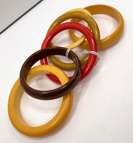 Vintage bakelite bangle - vintage,