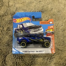 Hot Wheels Hot Trucks 1/10 2019 Chevy Silverado Trail Boss LT Short Card #83
