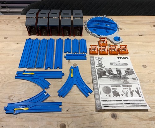 Thomas trackmaster engine - thomas,