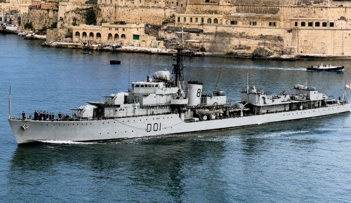 Royal navy class destroyer - royal,