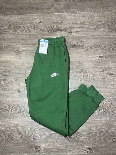 Bnwt nike club green - nike,