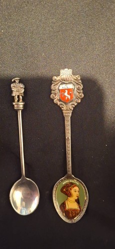 Vintage tudor royal - royal, souvenir