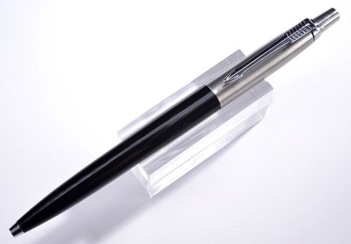 Vintage mcm parker - mcm,