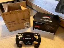 Fanatec ClubSport F1 Esports V2 Steering Wheel (READ DESCRIPTION)