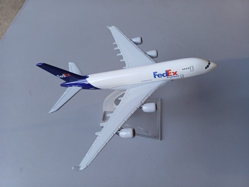 Diecast model airliners - diecast, 1:520