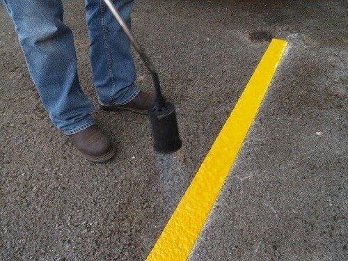 Thermoplastic road line