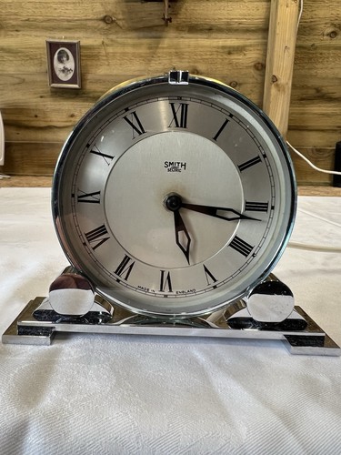 Vintage art deco mantle clock - vintage,