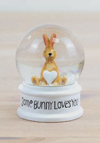Some bunny loves you snow