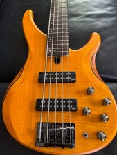 Yamaha TRBX605 5-String Bass