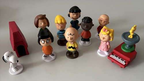 Snoopy peanuts charlie brown - snoopy,,