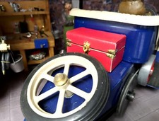 Red Trunk To Suit A Mamod