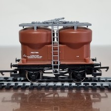 Hornby R723 BR Prestwin Twin