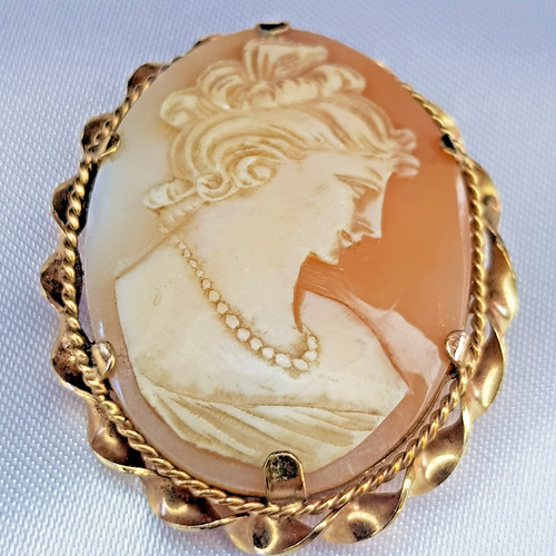 12ct shell cameo - shell,