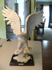 Vtg A. Belcari Bald Eagle Sculpture Artist Signed Made in Italy 1983 about 11.5”