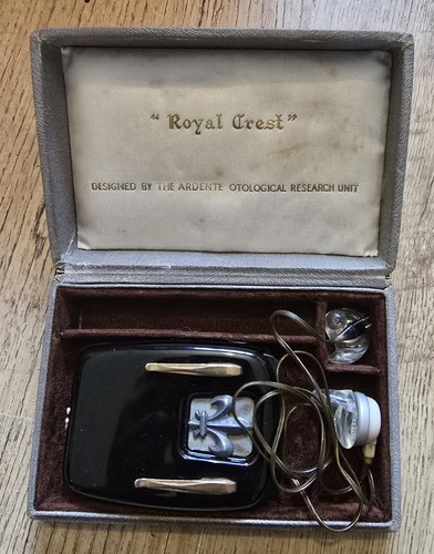 Vintage royal crest hearing - crest",