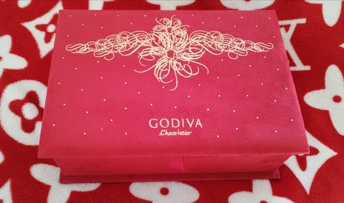 Godiva red velvet - 🩷,