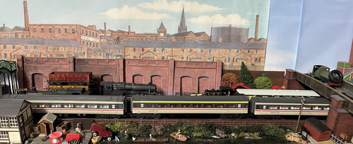 Hornby gauge rake - gauge, 3